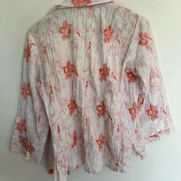 Marie Claire  button down shirt with orange embroidered design size small - Picture 6 of 7